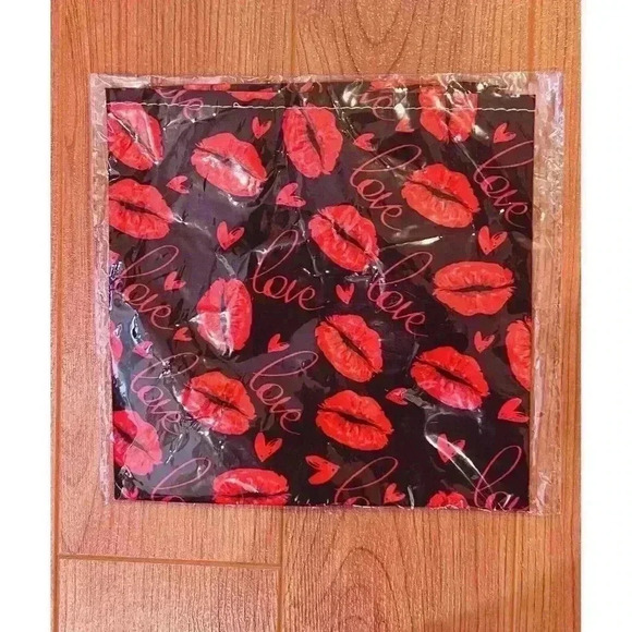 Pet Dog Hearts And Birthday Bandana Set And L.L. Bean Dog Printed Face Mask - Picture 6 of 8